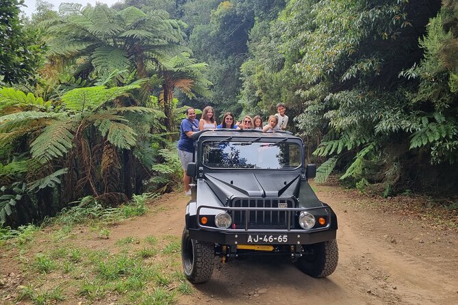Private 4x4 Jeep Full Day Porto Moniz or Santana - The Rich Culture of Santana and Traditional Houses