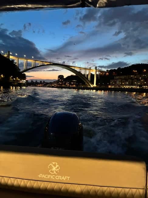 Private 6 Bridges Cruise in Porto with Optional Sunset - Scenic Stops and Photo Opportunities Along the Douro