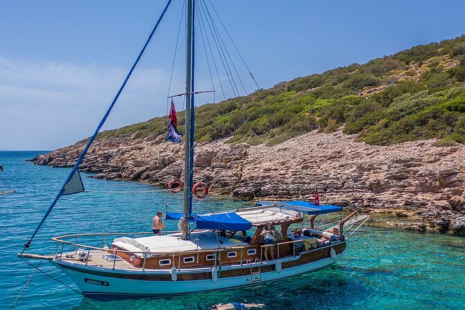Private 6-Hour Boat Tour with Lunch in Bodrum Bays - Who Should Book This Tour?