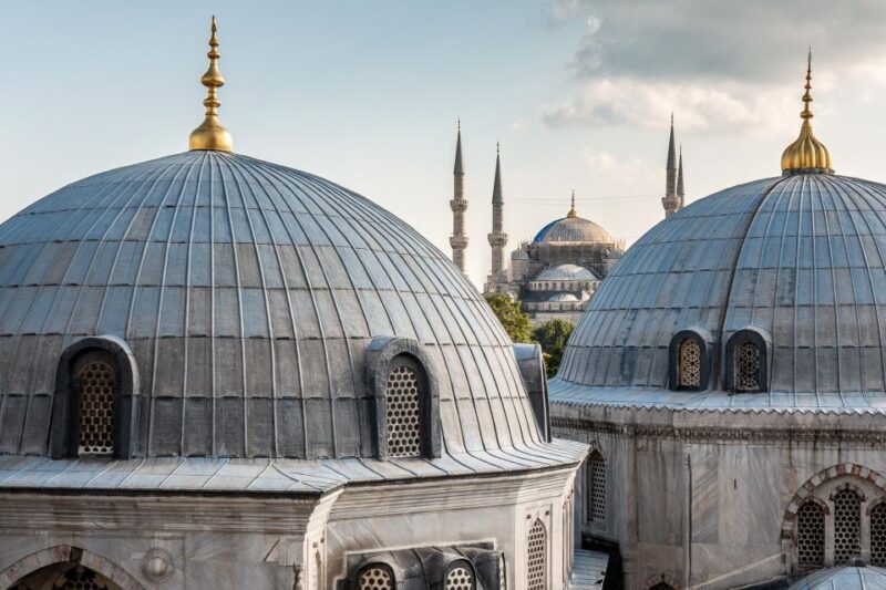 Private 7-Hour Istanbul Tour with Red Carpet Treatment - The Hagia Sophia: Byzantine Masterpiece