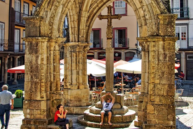 Private 8-hour tour to Braga and Guimaraes from Porto Hotel w/ driver and guide - Exploring Guimarães’ Historic Center and Nobility Residences
