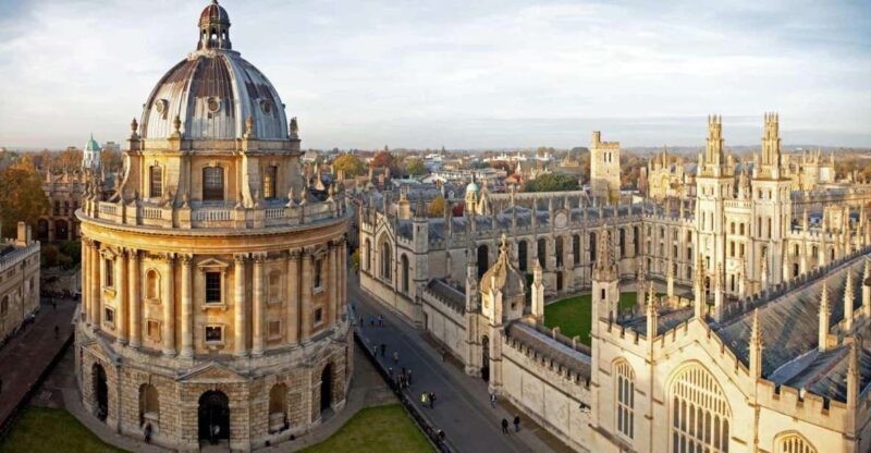 Private 8 Hours Day Tour From London to Oxford - Return Journey and Drop-Off in Central London