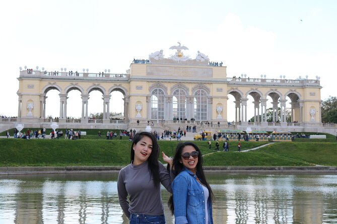 Private Airport and City Transfer in Panoramic Roof Station Wagon - The Booking Process and Flexibility