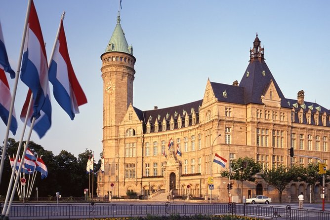 Private airport transfer: from the airport to the city of Luxembourg - How this private transfer simplifies your arrival in Luxembourg