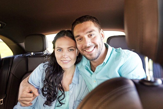 Private airport transfer: from the airport to the city of Luxembourg - Meeting point and pickup details at Luxembourg Airport