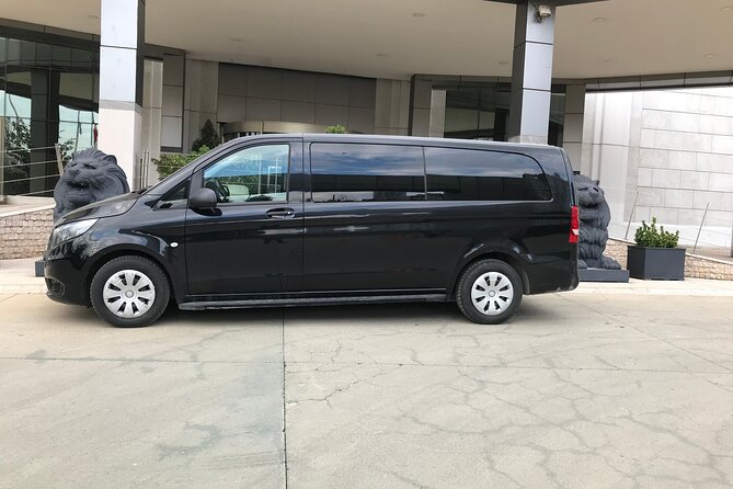 Private Airport Transfer in Istanbul - The Comfort of a Private, Air-Conditioned Vehicle