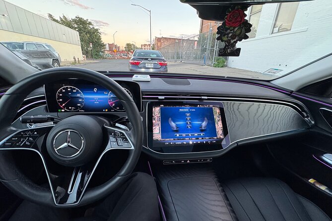 Private Airport Transfer JFK Airport to New York City Hotels - Key Points