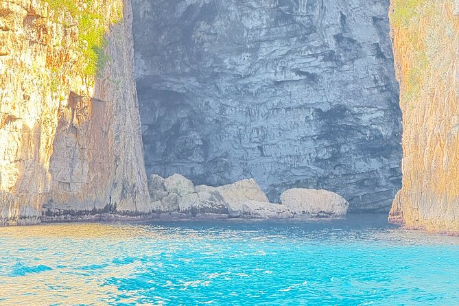 Private Albanian Riviera Speedboat Tour - Relax at Shën Jan Beach on the Karaburun Peninsula