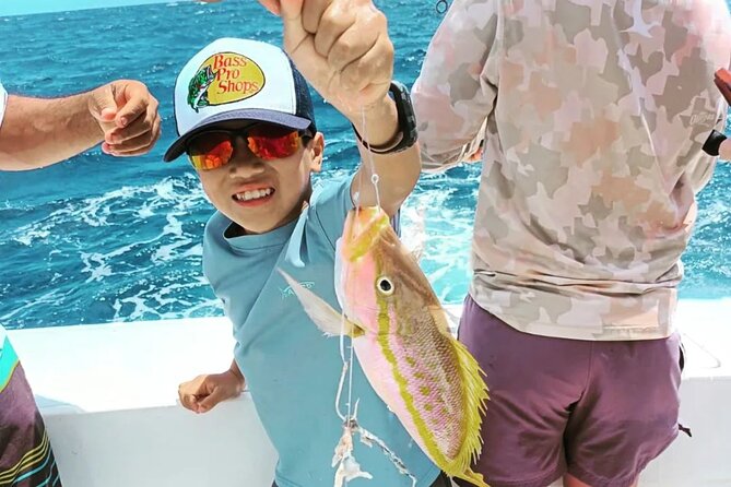 Private All-Inclusive Boat Fishing Experience in Riviera Maya - Gourmet Snacks and Refreshments Aboard