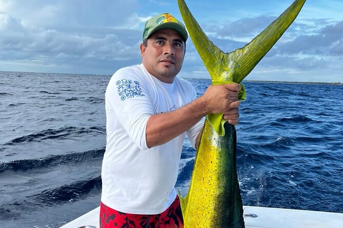 Private All-Inclusive Boat Fishing Experience in Riviera Maya - Fully Equipped Vessel for a Comfortable Experience