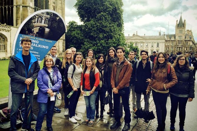 Private | Alumni-Led Cambridge Uni Tour w/opt Kings College Entry - Trinity College and the Alumni Rivalry