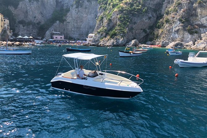 Private Amalfi Coast Mini-Motor Boat Excursion from Amalfi Coast Towns - Exploring the Li Galli Islands and Secluded Covess