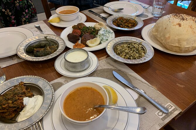 Private and guided VEGETARIAN / VEGAN tour of Istanbul - Key Points