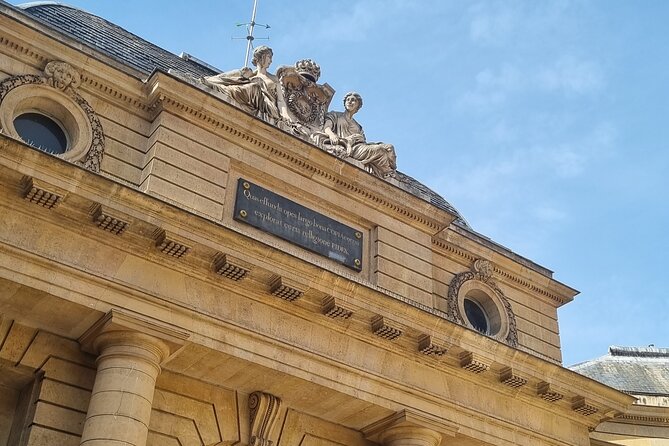 Private and secret tour of Saint-Germain-des-Prés - Why Choose This Tour Over Others