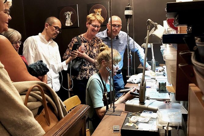 Private Antwerp's Diamonds and Jewellery Old City Center Historic Tour - The Artistic Community in Wijngaardstraat