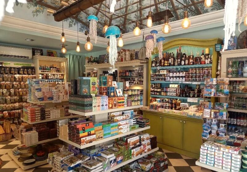 Private Argostoli Walking Experience - Discovering Historic Landmarks and Local Shops