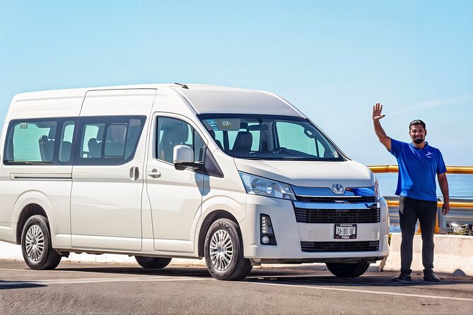 Private Arrival Transfer Cancun Airport to Puerto Aventuras Hotel - Effortless Transportation from Cancun Airport to Puerto Aventuras for Up to 14 People