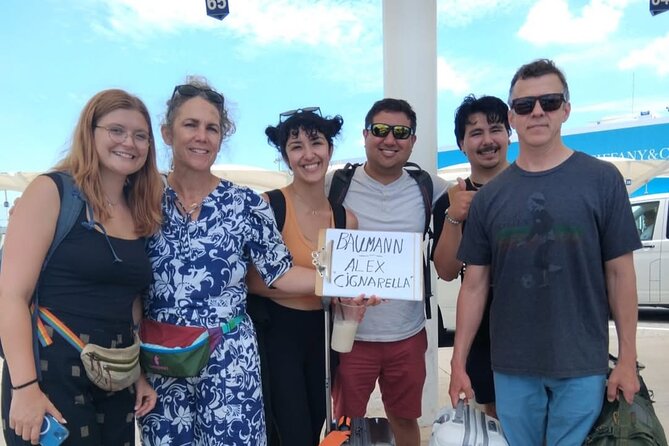 Private Arrival Transfer from Cancun Airport to Akumal hotels - Efficient and Personalized Airport Pickup in Cancun