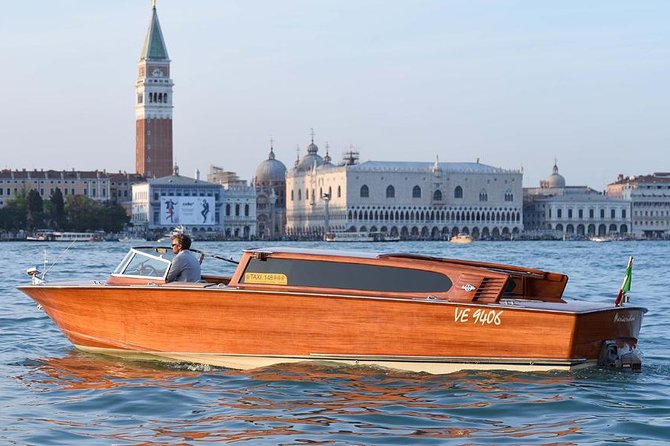 Private Arrival Transfer from Marco Polo Airport to Venice - Private Water Taxi Transfer: From Marco Polo Airport to Venice