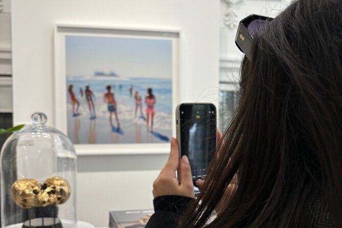 Private Art Gallery Tour in Old Montreal - Visiting the Wishbone Gallery: Contemporary Art on Display