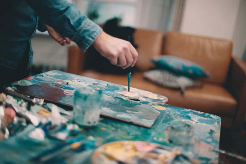 Private Art Tour in Galleries and Art Studio with Champagne - Visiting Private Art Galleries and Meeting the Director