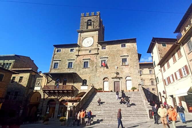 Private Art & Wine Tour in Cortona & Montepulciano, with lunch & 2 wine tastings - An Authentic Journey Through Tuscany’s Art, Wine, and Landscapes