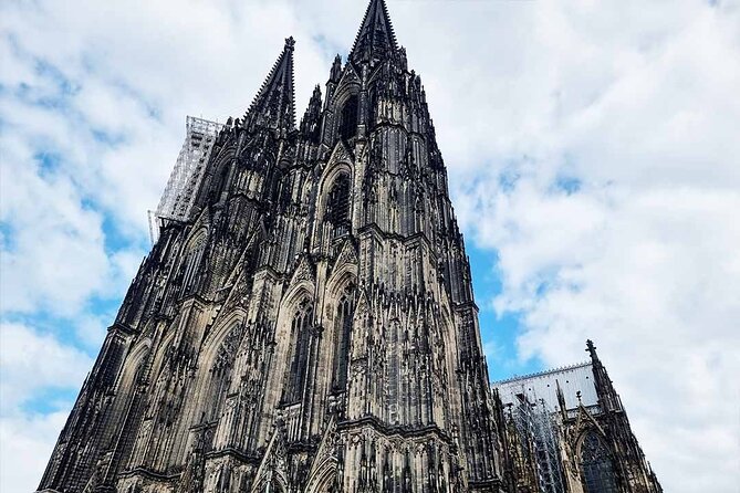 Private audio book city rally around Cologne Cathedral and the Old Town - Practical Tips for Your Cologne Puzzle Adventure