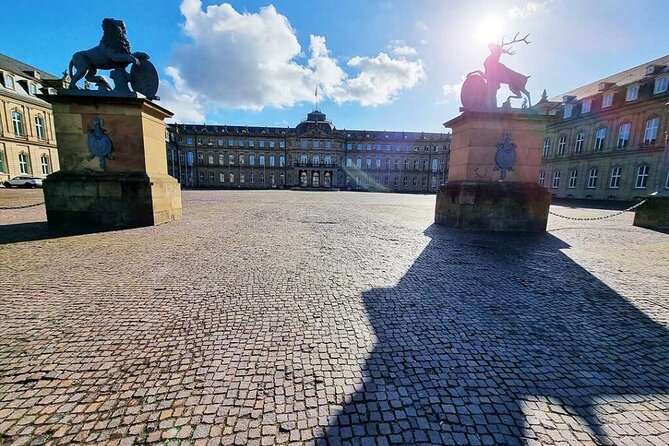 Private audio book city rally around Stuttgarts old town - The Role of the Mobile Phone