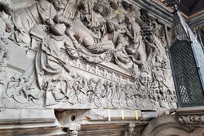 Private audio book city rally in Nurembergs old town - The Unique Role of Detective Morgan in the Tour