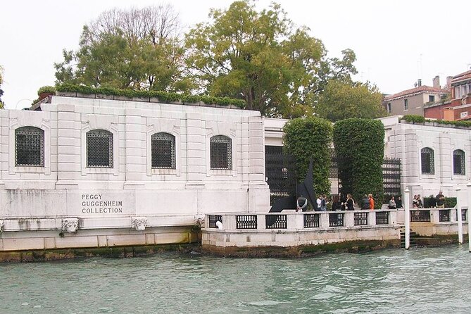 Private Audio Guided Walking Tour in Venice - Discovering Venice’s Artistic Heritage at the Academy of Fine Arts