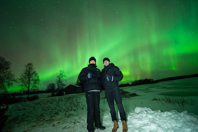Private Aurora Hunting TourGuaranteed Sightings - The Experience of Aurora Photography and Local Insights