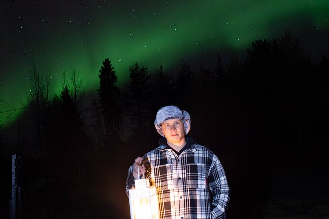 Private Aurora Hunting TourGuaranteed Sightings - Photos and Memories: Capturing the Northern Lights