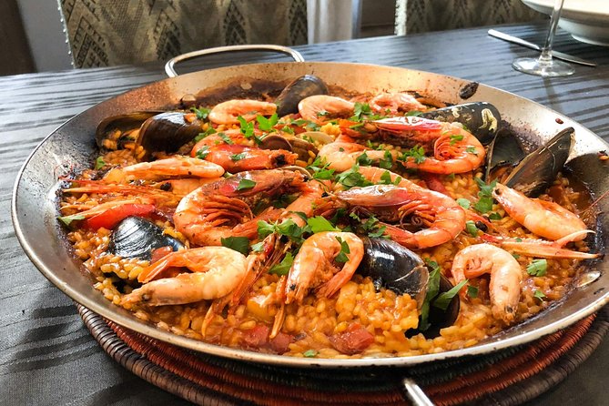 Private Authentic Paella Cooking Class in Barcelona with Josh - Key Points
