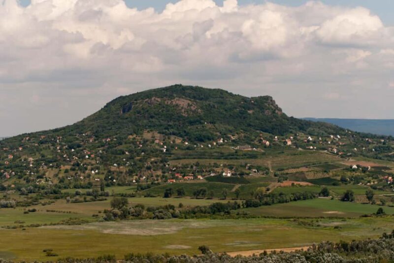 Private Badacsony Volcano Hike & Lake Balaton Views - Key Points