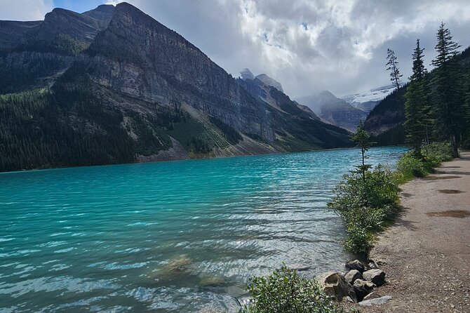 Private Banff Tours - Ending the Tour at Calgary Tower with City Views