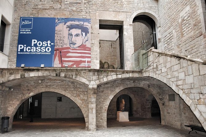 Private Barcelona Art and Tapas Walking Tour with Picasso Museum - Key Points