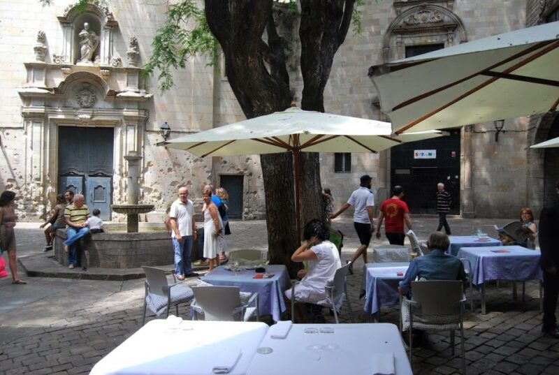 Private Barcelona Highlights Half-Day Tour - Exploring the Eixample District and UNESCO Sites