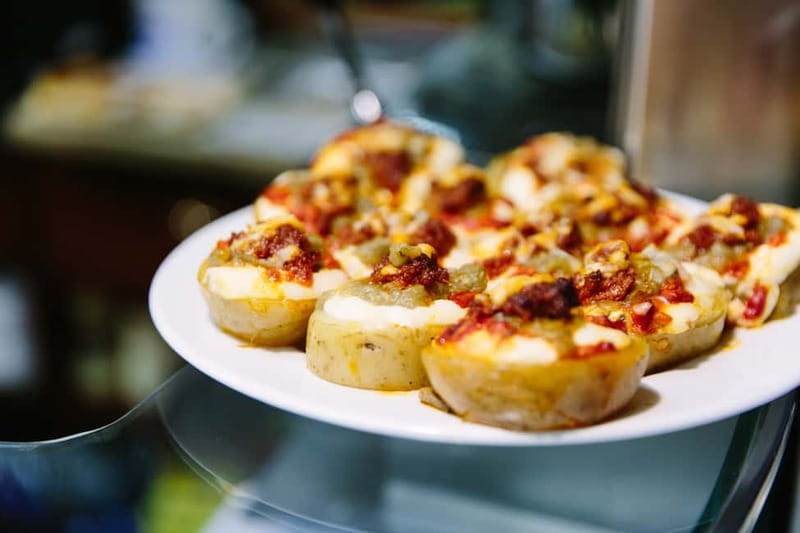 Private Barcelona Night Tapas Tour w/ Optional Flamenco Show - Visiting Historic and Flavorful Tapas Bars in Barcelona