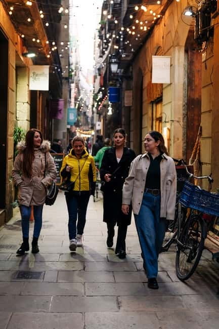 Private Barcelona Walk: Roman Roots & Gothic Gems in 2 Hours - Discover Barcelona’s Roman Foundations at the Starting Location
