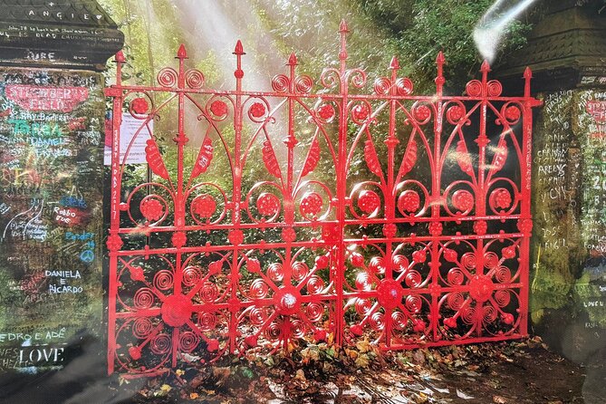 Private Beatles and Liverpool City Tour Fab Four and Top Sights - The Architectural and Religious Landmarks of Liverpool
