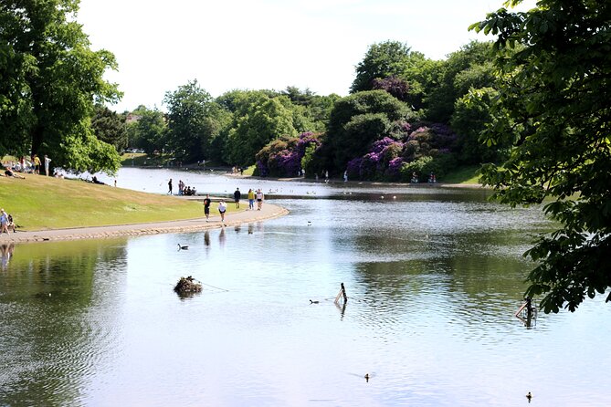 Private Beatles Car Tour, Penny Lane, Strawberry Field & childhood homes - Key Points