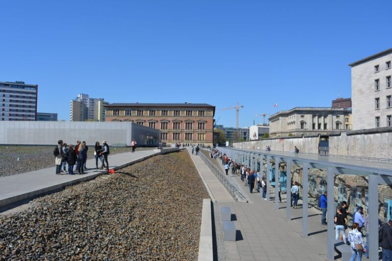 Private Behind the Berlin Wall and Cold War Berlin Tour - Flexibility and Accessibility of the Tour