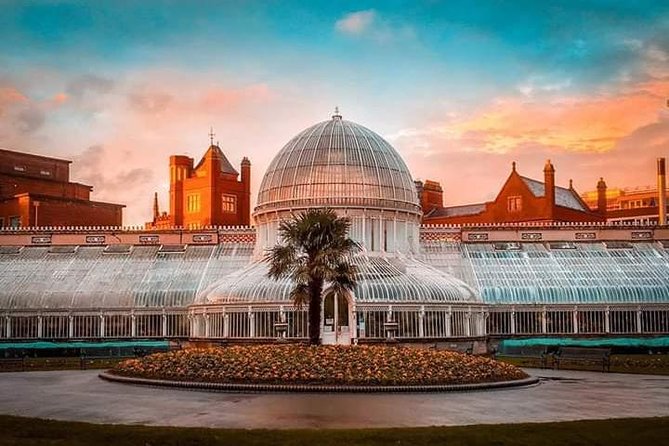 Private Belfast Explore Like a Local - Explore the Historic and Academic Heart at Queen’s University Belfast