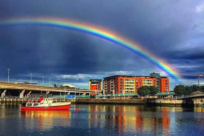 Private Belfast Explore Like a Local - The Political Murals and the Bobby Sands Mural