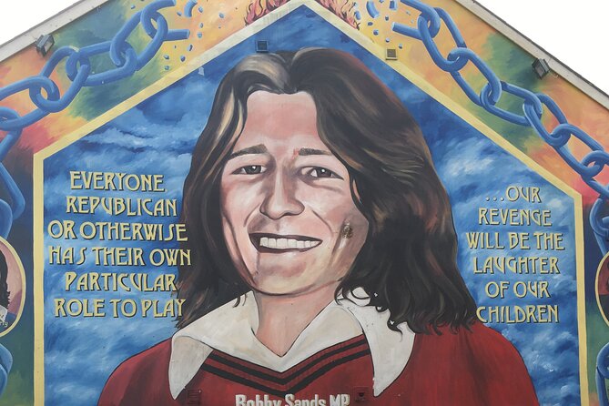 Private Belfast Taxi cab Tour - Visiting the Peace Walls and Their Significance