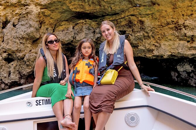 Private Benagil Caves Tour from Armação De Pêra - Navigating with Knowledgeable Guides and Captains