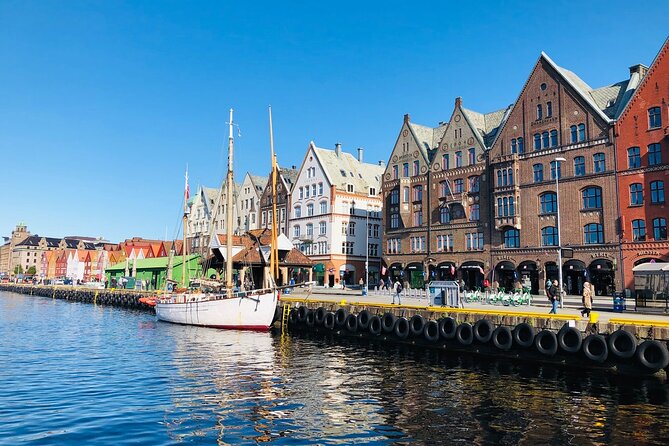 Private Bergen Walking tour with Funicular - Flexible and Engaging Tour with Expert Guides