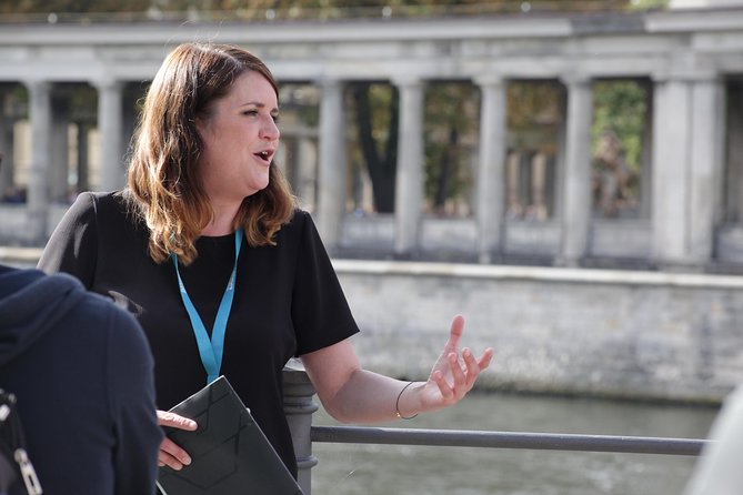 Private Berlin Custom Half-Day Tour with Private Driver and Guide - Cultural and Architectural Highlights on Unter den Linden and Gendarmenmarkt