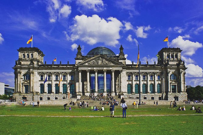 Private Berlin WWII and Cold War History Tour with Local Expert Guide - Discovering Architectural Gems: Bebelplatz, Museum Island, and More