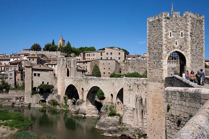 Private Besalú & 3 Medieval Towns Tour with Hotel PickUp from Barcelona - Walking Tour of Santa Pau’s Historic Center